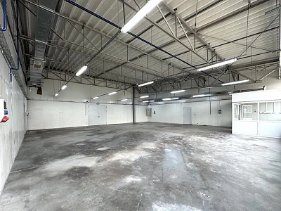 Hala magazynowo-produkcyjna 276 m² na Żeraniu, ul. Szałwiowa, od zaraz - miniatura 5