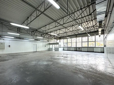 Hala magazynowo-produkcyjna 276 m² na Żeraniu, ul. Szałwiowa, od zaraz - miniatura 3