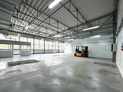 Hala magazynowo-produkcyjna 276 m² na Żeraniu, ul. Szałwiowa, od zaraz - miniatura 10