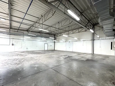 Hala magazynowo-produkcyjna 276 m² na Żeraniu, ul. Szałwiowa, od zaraz - miniatura 4