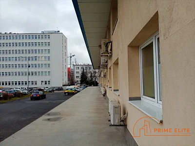 Biuro 61 m² z klimatyzacją i parkingiem, Warszawa Praga-Północ, Jagiellońska - miniatura 2