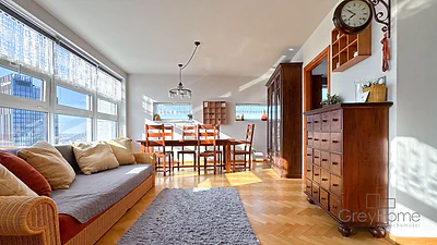 Dwupokojowe mieszkanie 50 m² na Muranowie z panoramą Warszawy - miniatura 3