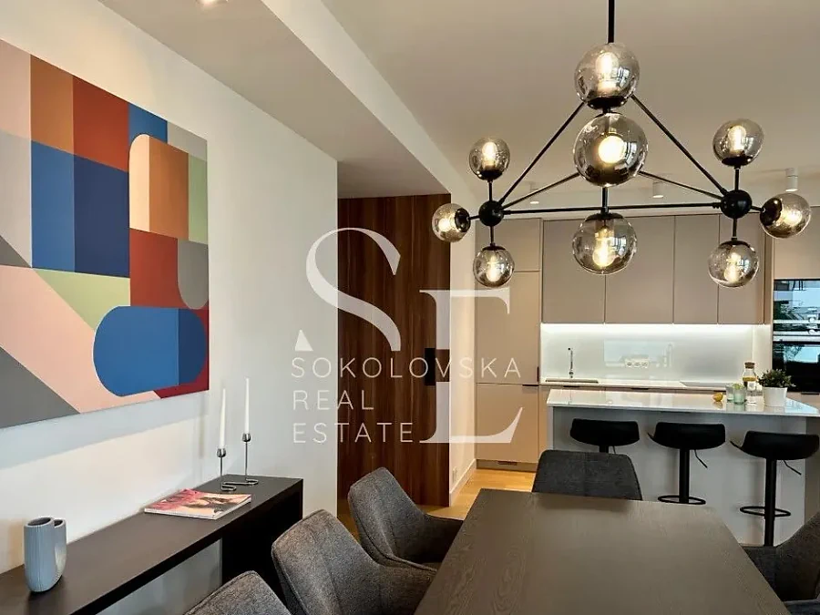 Warszawa Wola, ul. Ludwiki – 4-pokojowy apartament 115 m² z balkonem - zdjęcie 1