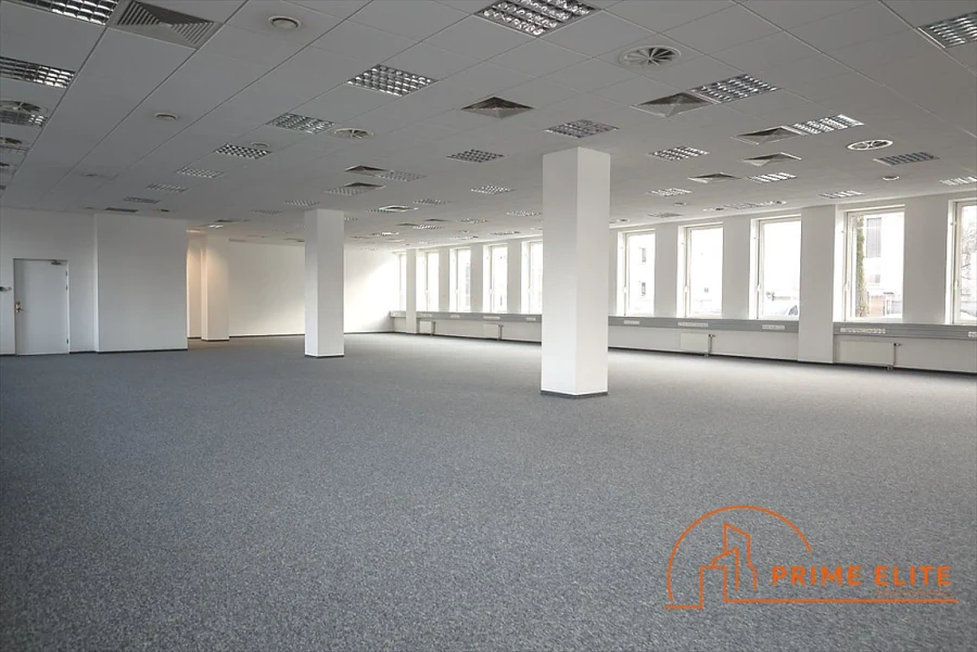 Nowoczesne biuro 458 m² z klimatyzacją – Warszawa Włochy, ul. Marcina Flisa - zdjęcie 1