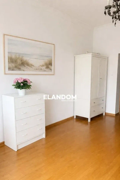 3-pokojowy apartament w kamienicy przy Gagarina na Czerniakowie - miniatura 3