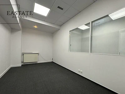 Lokal biurowy 309 m² na wynajem – Warszawa Raków, ul. Łopuszańska - miniatura 7
