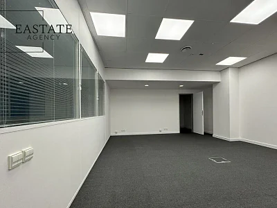 Lokal biurowy 309 m² na wynajem – Warszawa Raków, ul. Łopuszańska - miniatura 6