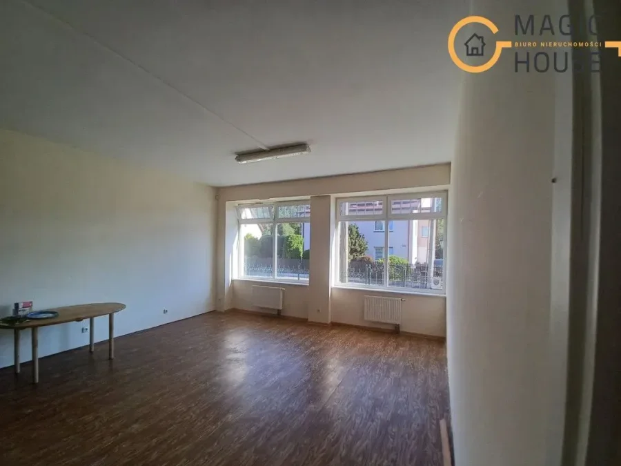 Lokal usługowy do wynajęcia – Niedźwiednik, Gdańsk, 150 m² - zdjęcie 1