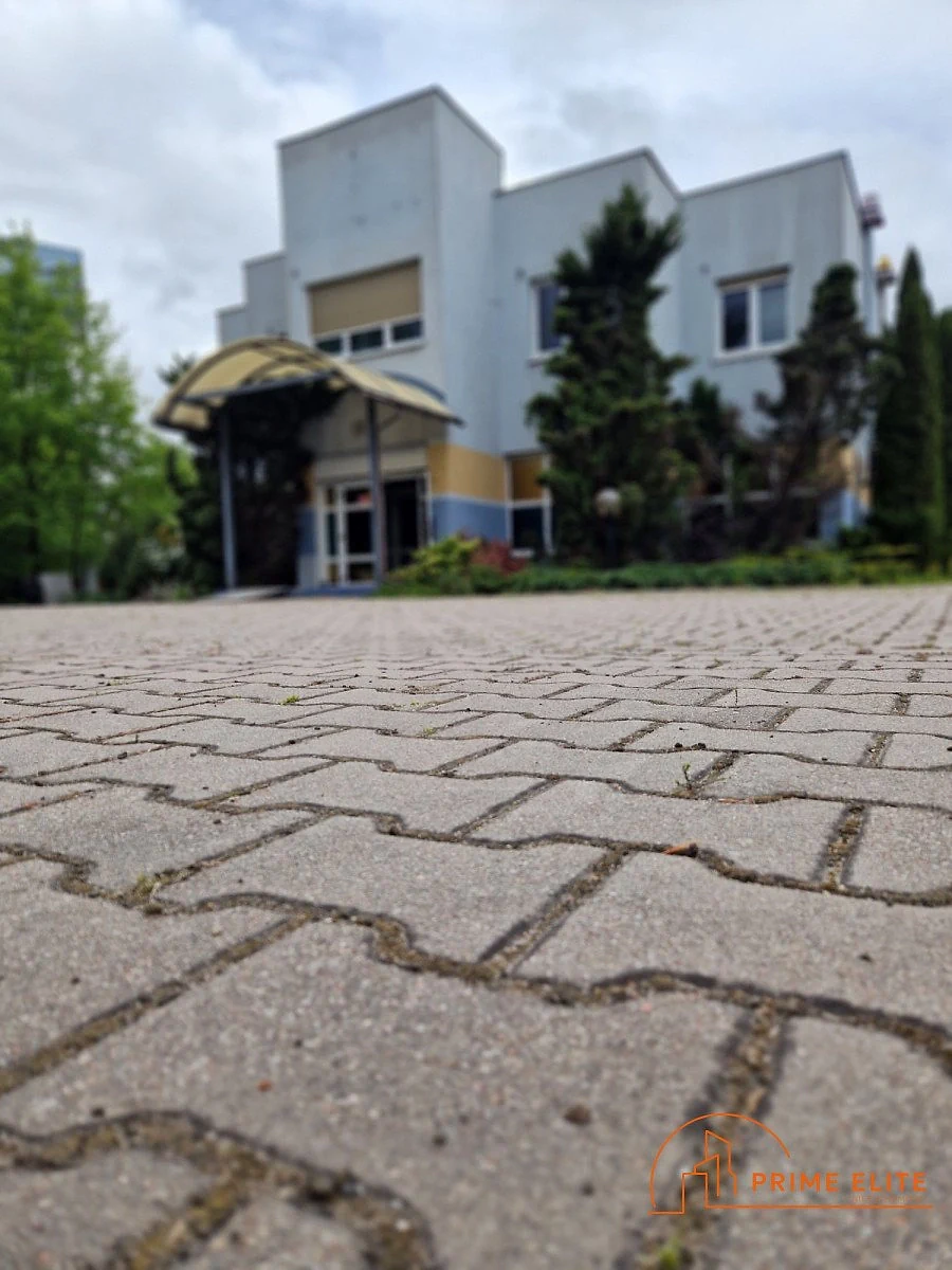 Lokal użytkowy 285 m² do wynajęcia w Kiełpinie przy S7 - zdjęcie 1