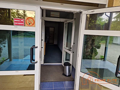 Lokal użytkowy 285 m² do wynajęcia w Kiełpinie przy S7 - miniatura 2