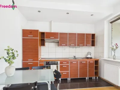 Studio 33 m² z balkonem na wynajem – Warszawa, Śródmieście, Stawki - miniatura 3