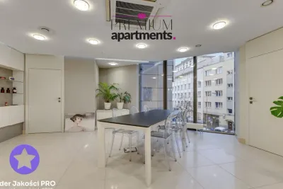 Biura 318 m² w Transatlantyku przy placu Kaszubskim w Gdyni - miniatura 3