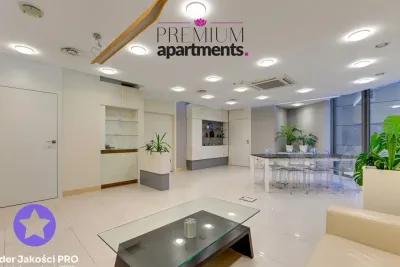 Biura 318 m² w Transatlantyku przy placu Kaszubskim w Gdyni - miniatura 5