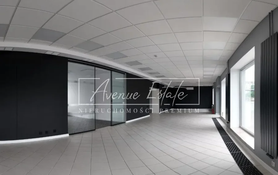 Lokal handlowo-usługowy 150 m² z witrynami i parkingiem, Bronisława Czecha, Warszawa - zdjęcie 1