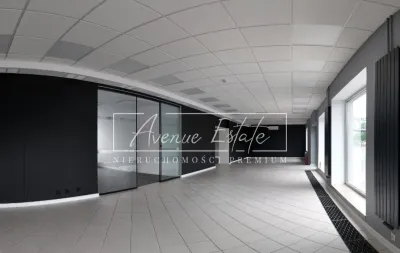 Lokal handlowo-usługowy 150 m² z witrynami i parkingiem, Bronisława Czecha, Warszawa - miniatura 1