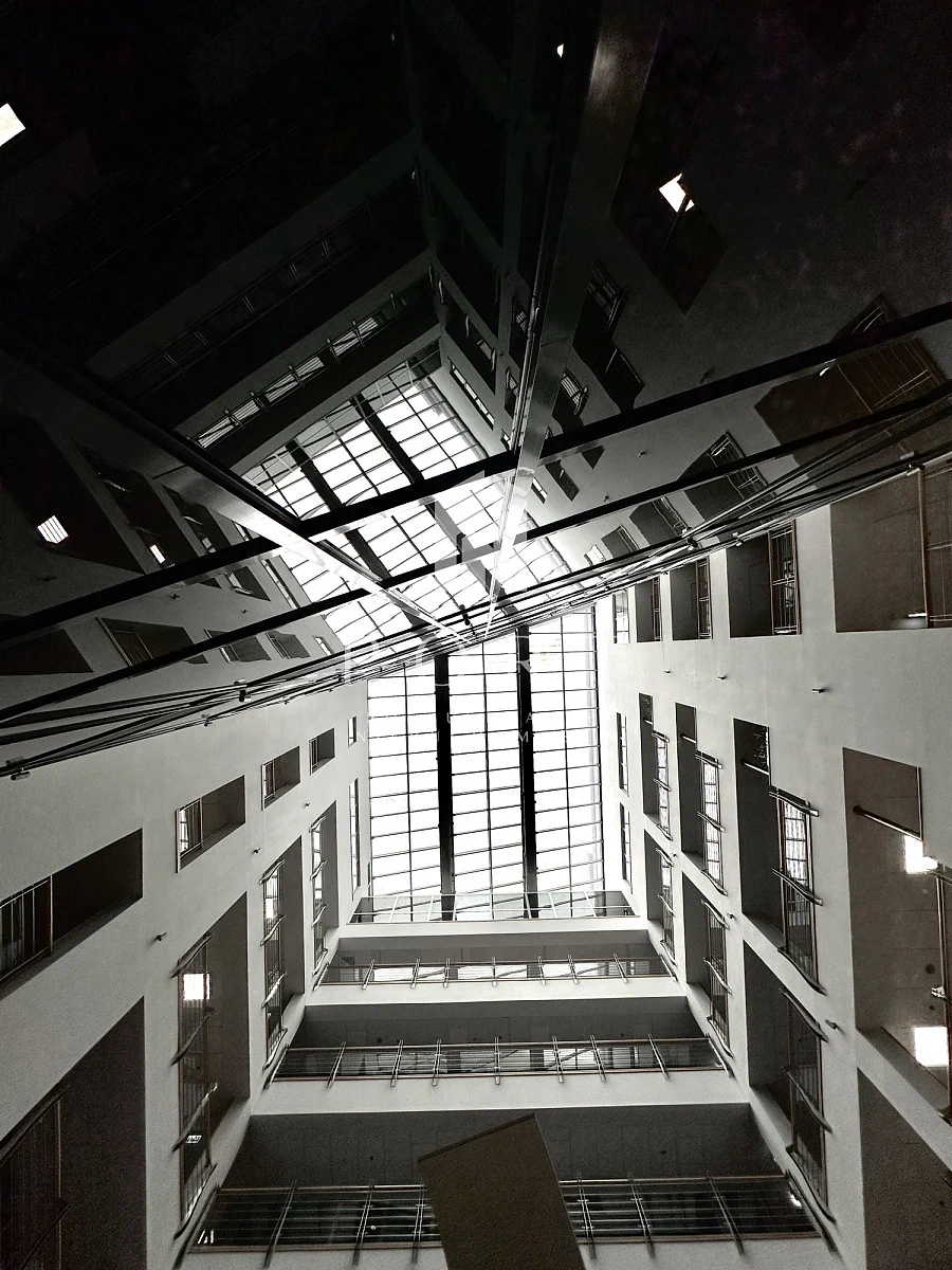 Nowoczesne biuro 93 m² w centrum Gdyni, czynsz w EUR - zdjęcie 1