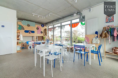 Lokal użytkowy 55 m² z ogródkiem – kawiarnia z bawialnią, Gdynia Strzelców - miniatura 1