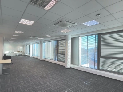 Gotowe biuro 239 m² przy Galerii Bałtyckiej w Gdańsku Wrzeszczu - miniatura 7