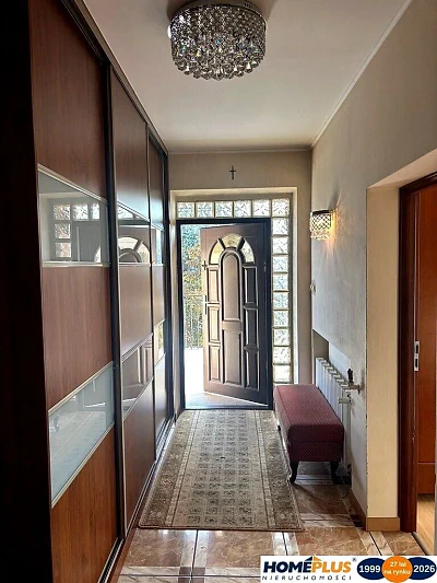 Lokal usługowy 120 m² z 2 miejscami parkingowymi – Marki - miniatura 2