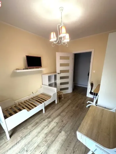 4-pokojowe mieszkanie Gdynia Obłuże, ul. Boisko, balkon i 2 miejsca parkingowe - miniatura 6