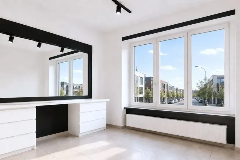 Lokal użytkowy 48 m², Targowa, Warszawa – blisko metra Trocka - zdjęcie 1