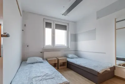 Pokój 2-osobowy do wynajęcia – Brętowo, Gdańsk, Leśna Góra - miniatura 1