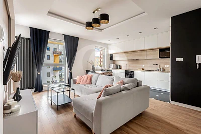 Mieszkanie 65 m² z 4 pokojami i balkonem – Białołęka, Warszawa - miniatura 1