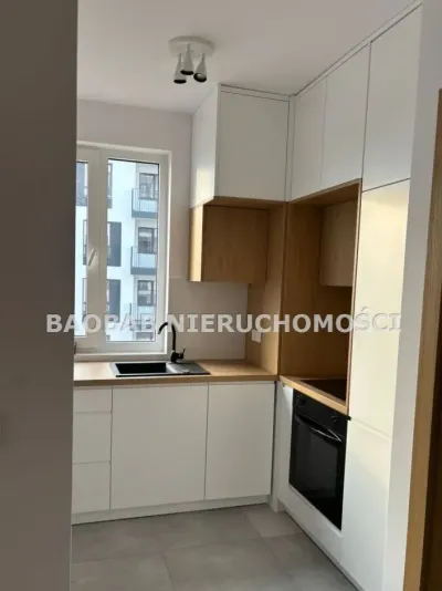 Dwupokojowy apartament 38 m² na Lazurowej w Warszawie, Metro Zachód - miniatura 5
