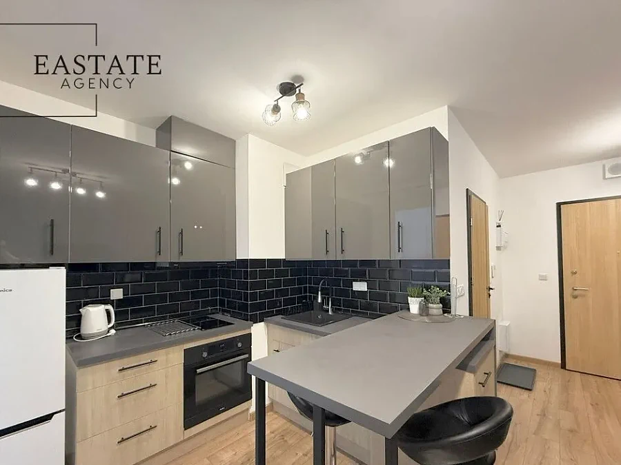 Warszawa Stare Włochy, studio 30 m² z balkonem i windą na wynajem - zdjęcie 1