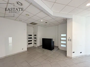 Lokal usługowy 71 m² z witrynami, Tarchomin, ul. Modlińska - miniatura 1