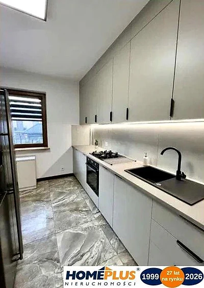 5-pokojowy segment 110 m² z balkonem i garażem - Marki - miniatura 7