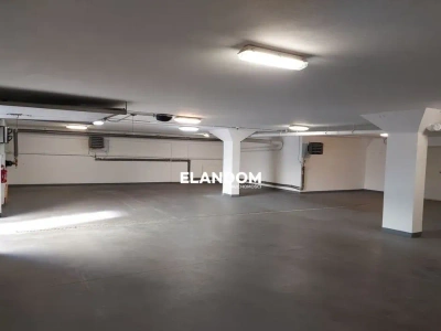 Ogrzewany garaż/lokal 210 m² na poziomie -1 w Otwocku - miniatura 6