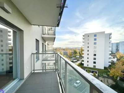 Albatross Towers, 2 pokoje, balkon, miejsce w hali, Gdańsk - miniatura 8