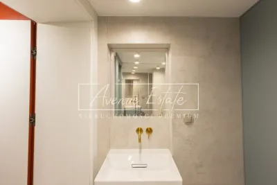 Dwupoziomowy apartament 102 m² przy Al. Ujazdowskich z kominkiem - miniatura 8