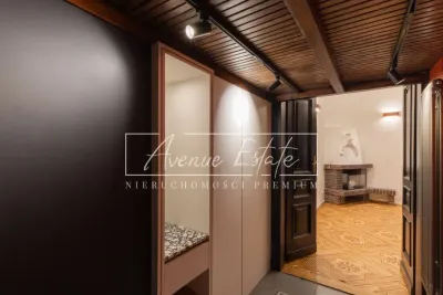 Dwupoziomowy apartament 102 m² przy Al. Ujazdowskich z kominkiem - miniatura 5