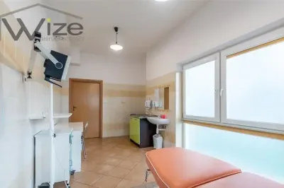 Lokal usługowy 18 m² przy ul. Raciborskiego z parkingiem - miniatura 4