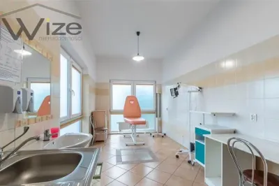 Lokal usługowy 18 m² przy ul. Raciborskiego z parkingiem - miniatura 3