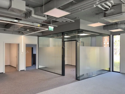 Przestrzeń biurowa 203 m² w Śródmieściu Gdańska, Nowomiejska - miniatura 9