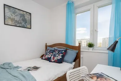 Pokój jednoosobowy przy ul. Pomorskiej 14G w Gdańsku - miniatura 5