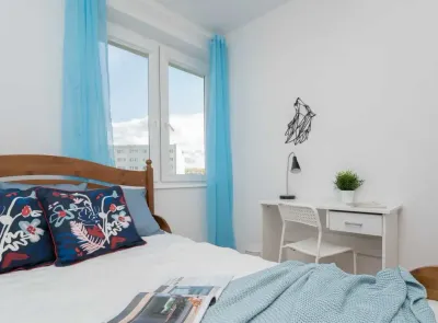 Pokój jednoosobowy przy ul. Pomorskiej 14G w Gdańsku - miniatura 2