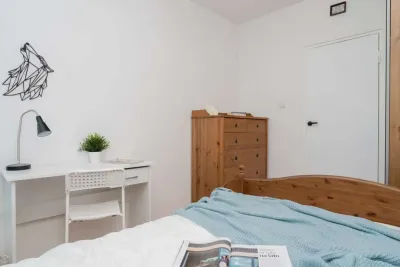 Pokój jednoosobowy przy ul. Pomorskiej 14G w Gdańsku - miniatura 4