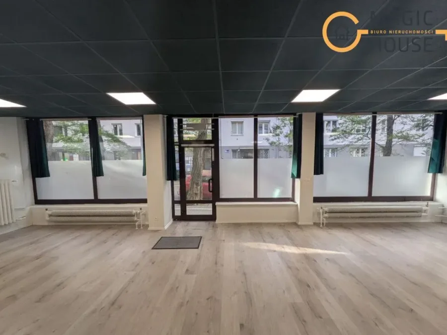 Lokal usługowy 106 m² po kapitalnym remoncie – Gdynia, Zygmunta Augusta - zdjęcie 1