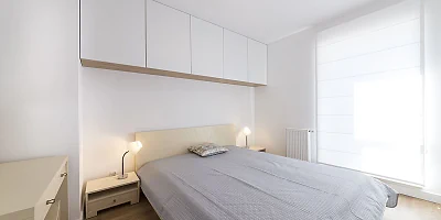 Mieszkanie na wynajem przy Chmielnej w Gdańsku z loggią i garażem - miniatura 3