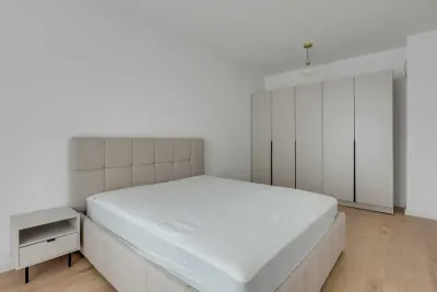 Nowoczesny 2-pokojowy apartament w Pieckach-Migowie z balkonem i garażem - miniatura 4
