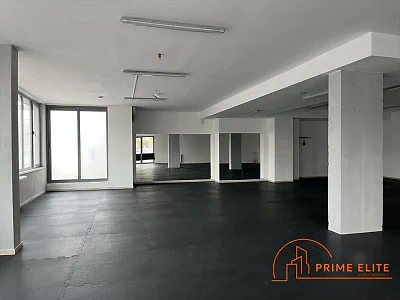 Lokal usługowy 205 m2 Warszawa Praga-Południe, przy ul. Szaserów - miniatura 3