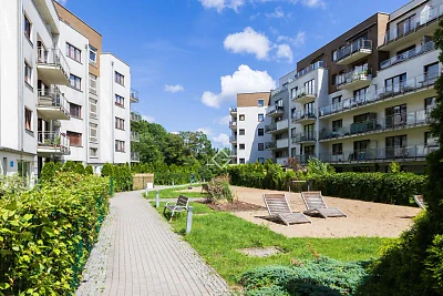 2-pokojowe mieszkanie z oddzielną kuchnią i balkonem – Gdańsk Chełm, Pohulanka - miniatura 7
