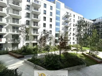 Nowoczesne studio 30 m² w Śródmieściu Gdańska, ul. Popiełuszki - miniatura 7