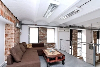 Lokal handlowy i usługowy 109 m² na Pradze-Północ, wejście z ulicy - miniatura 4