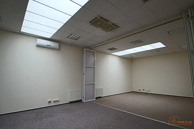 Magazyn 35 m2 z rampą i klimatyzacją – Warszawa Praga-Północ, Jagiellońska - miniatura 4