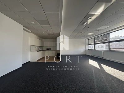 Lokal biurowo-usługowy 240 m² w centrum Gdyni - miniatura 3